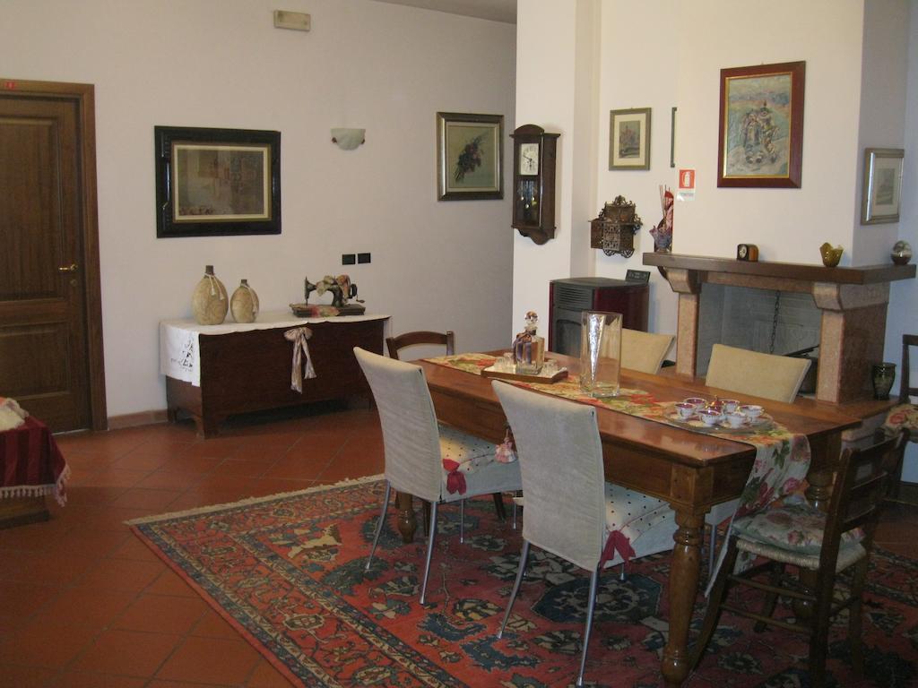 Trattoria Milani Hotel Lonato Exterior foto