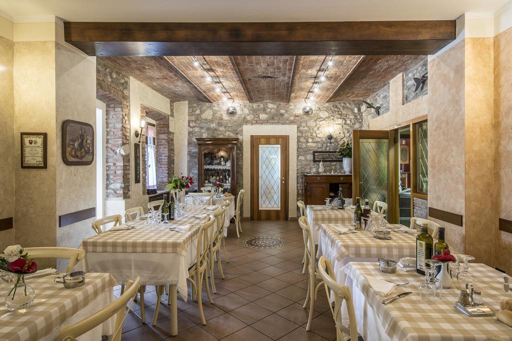 Trattoria Milani Hotel Lonato Exterior foto